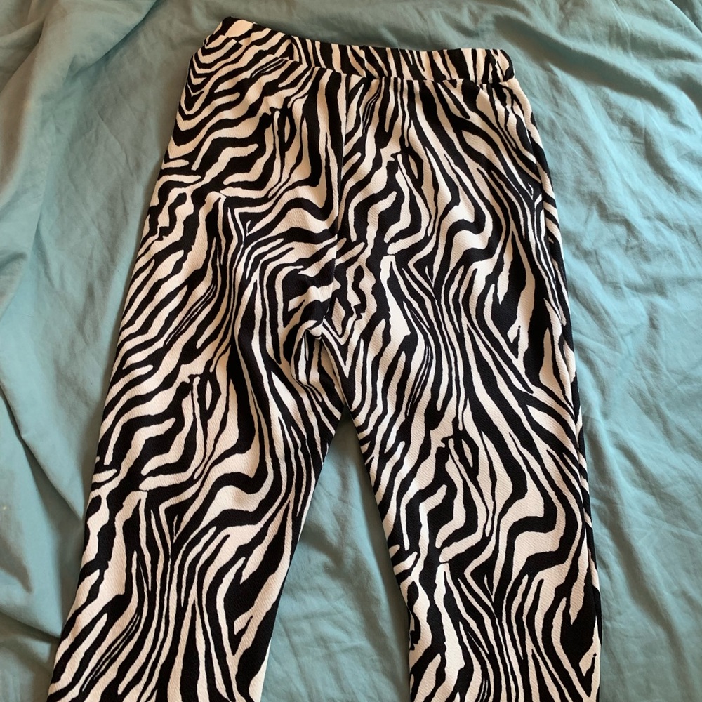 Zebra pattern flare pants - Picture 2 of 4